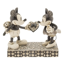 Disney Traditions - Real Sweetheart Minnie og Mickey